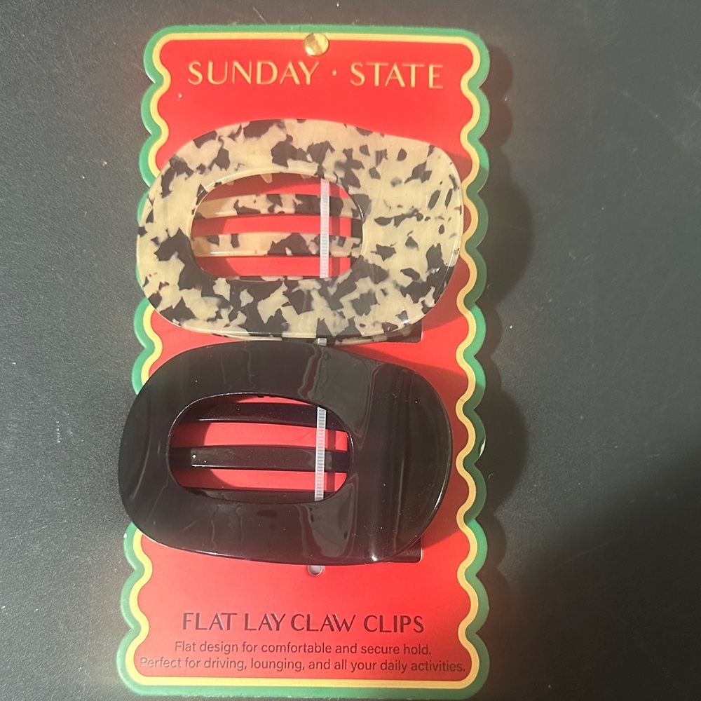 Sunday State set of 2 flat lay claw clips